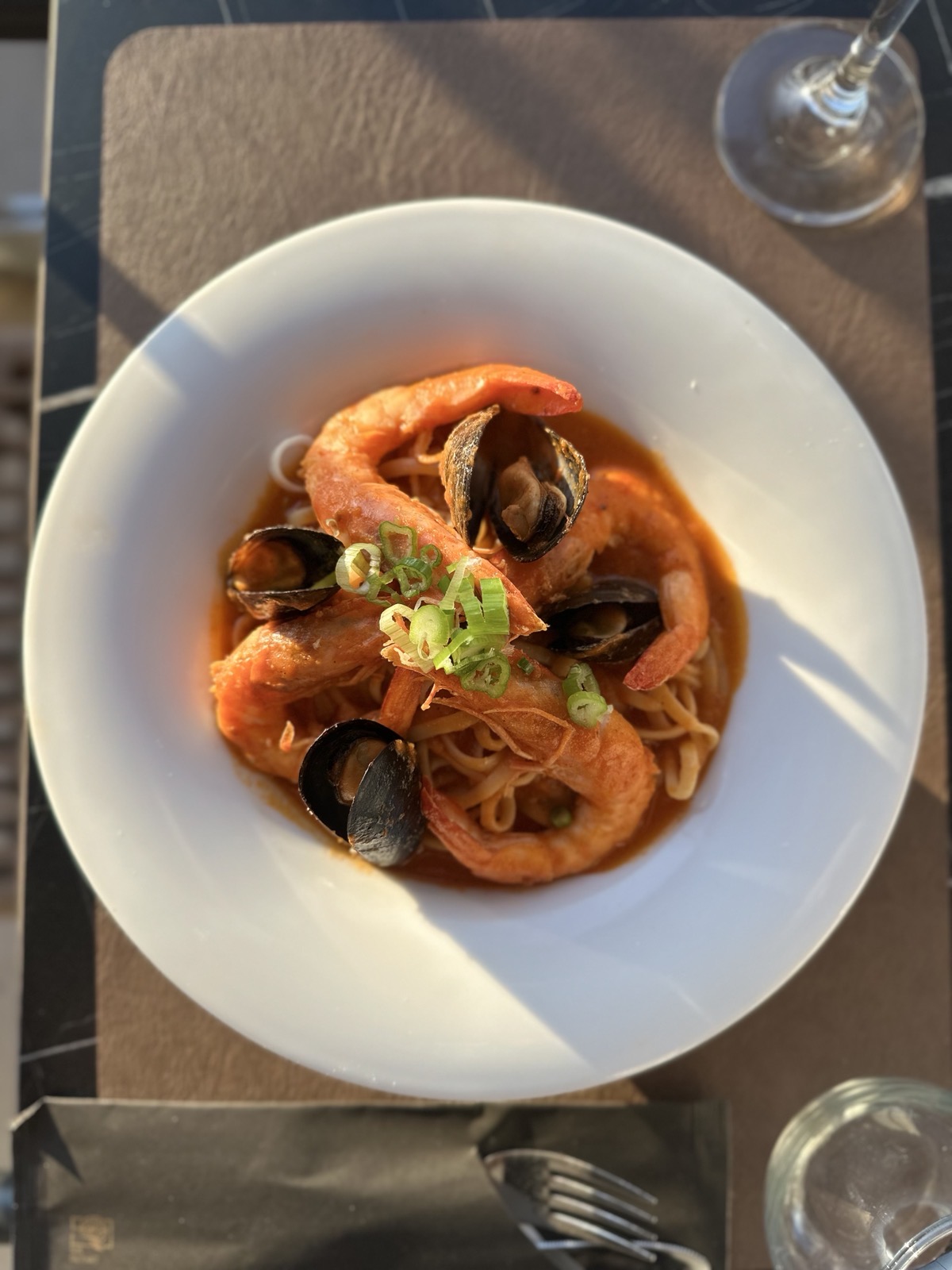 Seafood linguini with shrimp and mussels at Tramonto Santorini